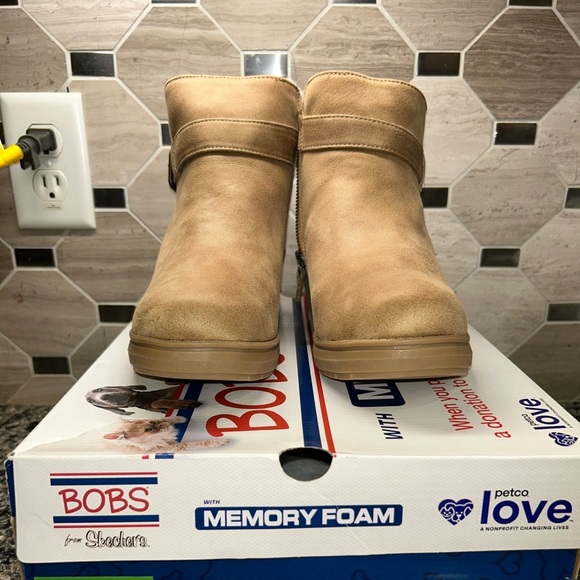Skechers Women's 114617 Ankle Boot Vegan Tan Ankle Boots size 11 NWT /NWB - Picture 11 of 11